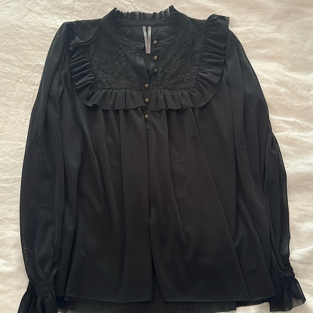 Anthropologie black ruffle neck with buttons top. Mesh like fabric. XS